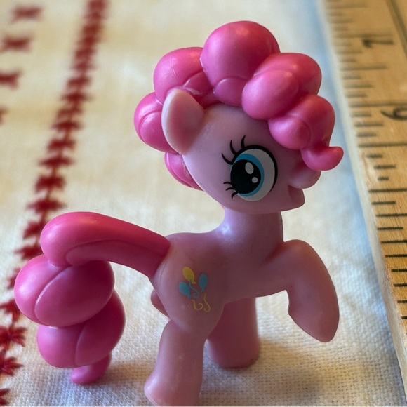 My Little Pony Lot of 4 Collectible Mini-Figures Kid's Toys Gifts - Picture 5 of 7